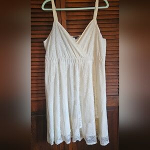 Torrid Dress Plus Size 2 Lace Overlay Ivory Sleeveless Skater